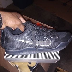 Kobe 11